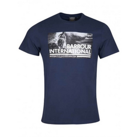 barbour_international_muska_mnajica_40_00_EUR_301_38_kn.jpg