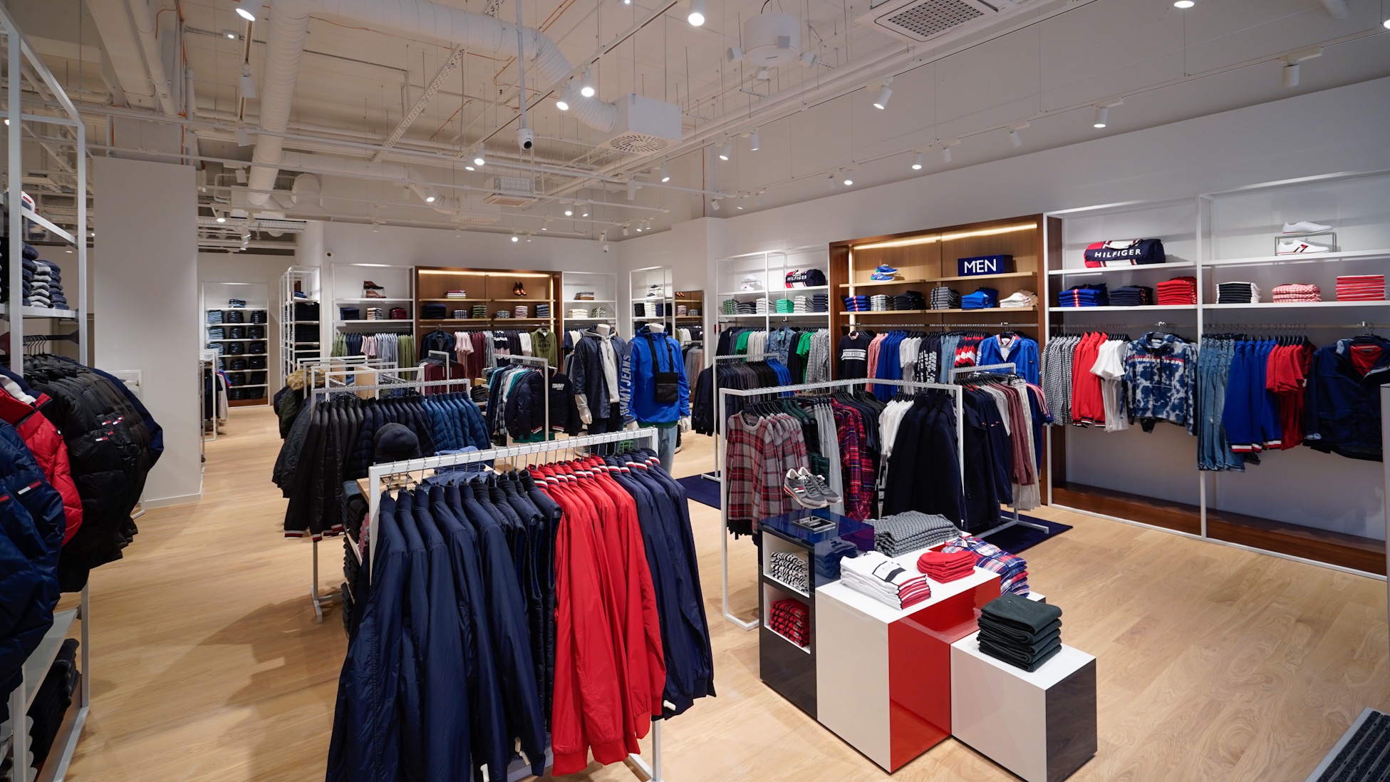 tommy hilfiger edinburgh outlet mall